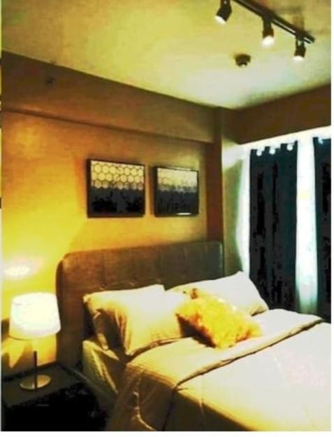 The Lancris Residences, 2 Bedrooms, 1 Bathroom, Living-Room, Kitchen & Pool Is Free Paranaque City Eksteriør billede